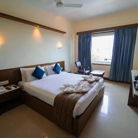Vari Park - Comfort Stay Dindigul Exterior photo